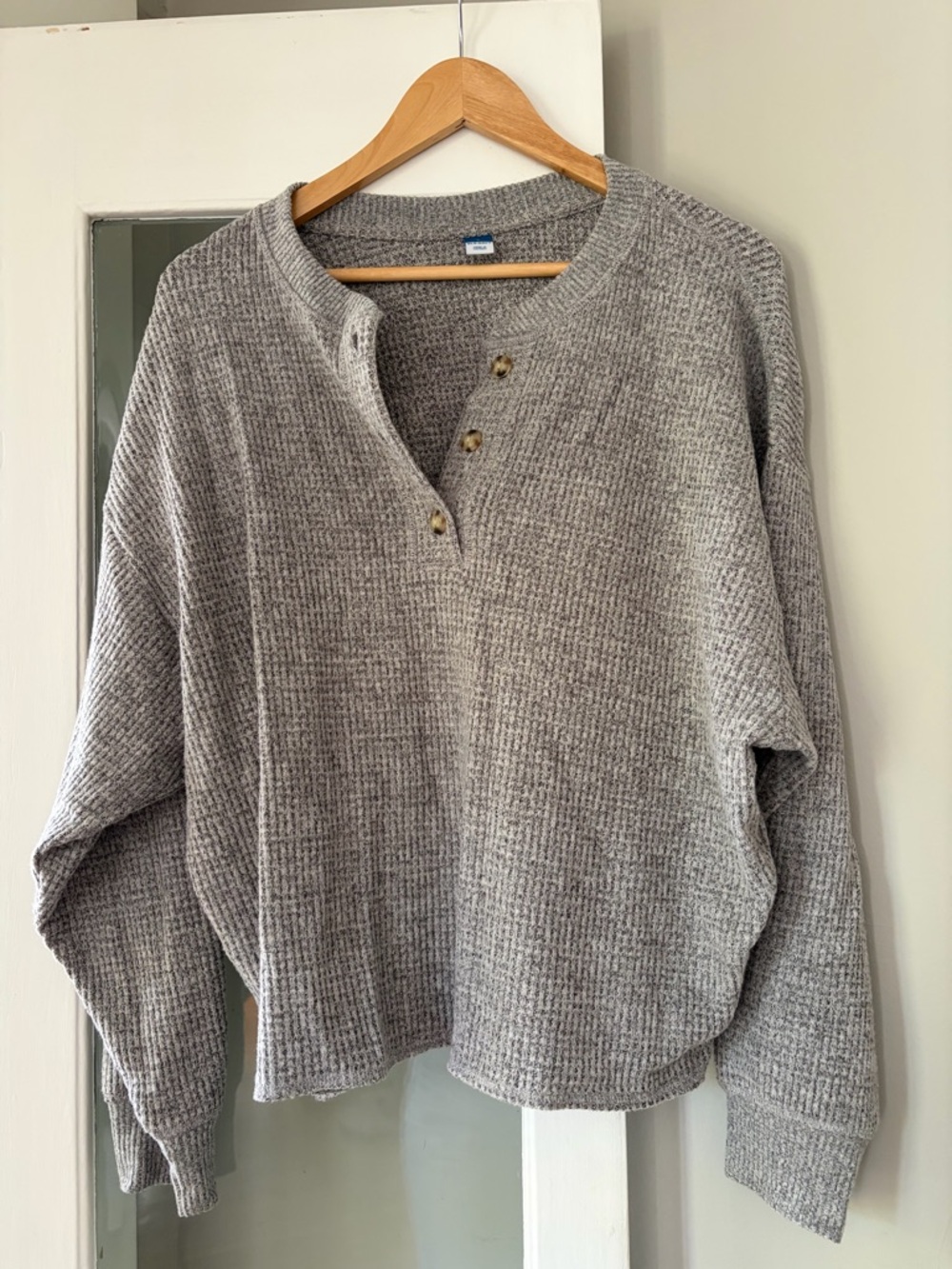 Old Navy Gray Waffle-Knit Henley Pullover Sweater